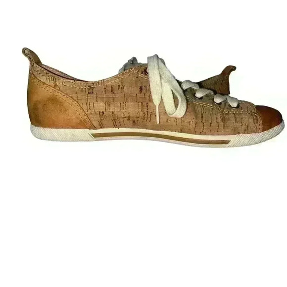 Kork-Ease Minimalist Stylish Women's Silvia Sneaker - Cork Leather, Size 8 - Picture 7 of 9